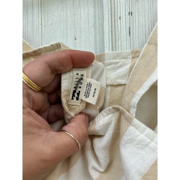 Billabong East Side Cropped Top Beige White Cotton Linen Blend Button Down Sz M - Picture 8 of 9